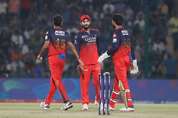 LSG vs RCB Dream11 Prediction: The captain of RCb Rajayt Patidar is with Bhuvneshwar Kumar and Jitish Sharma.