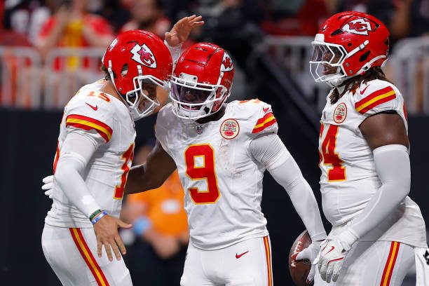 kansas city chiefs vs atlanta falcons on Mercedes-Benz Stadium.