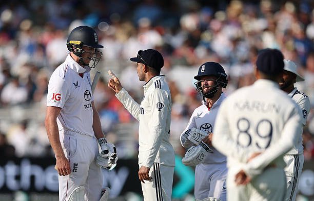 Shubman Gill of India heated exchane with Zak Crawley in India vs England 3rd Test Day 3.